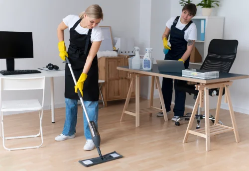 Nettoyage de bureau professionnel à Liourdres